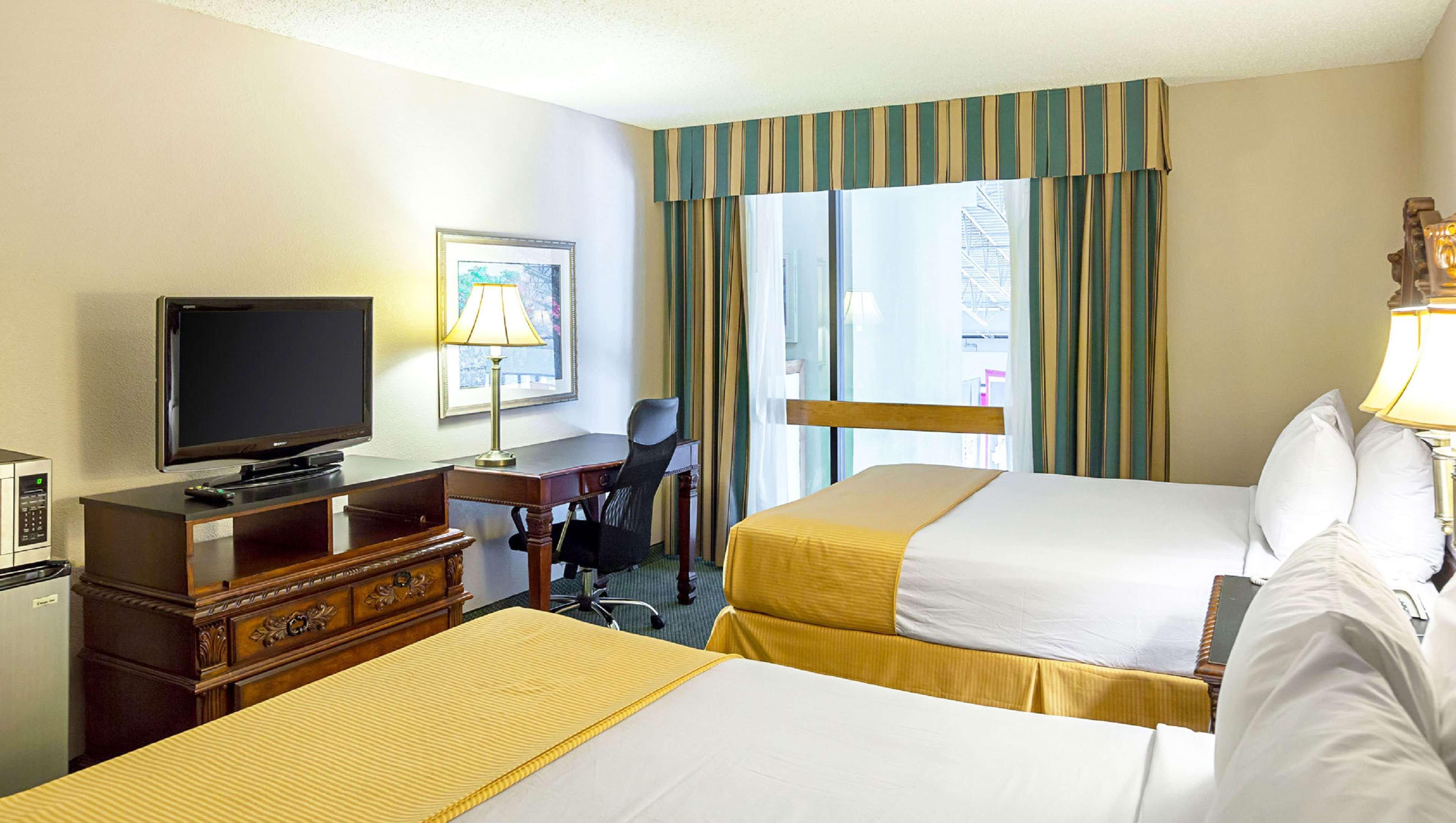 Magnuson Grand Desoto Hotel Kültér fotó