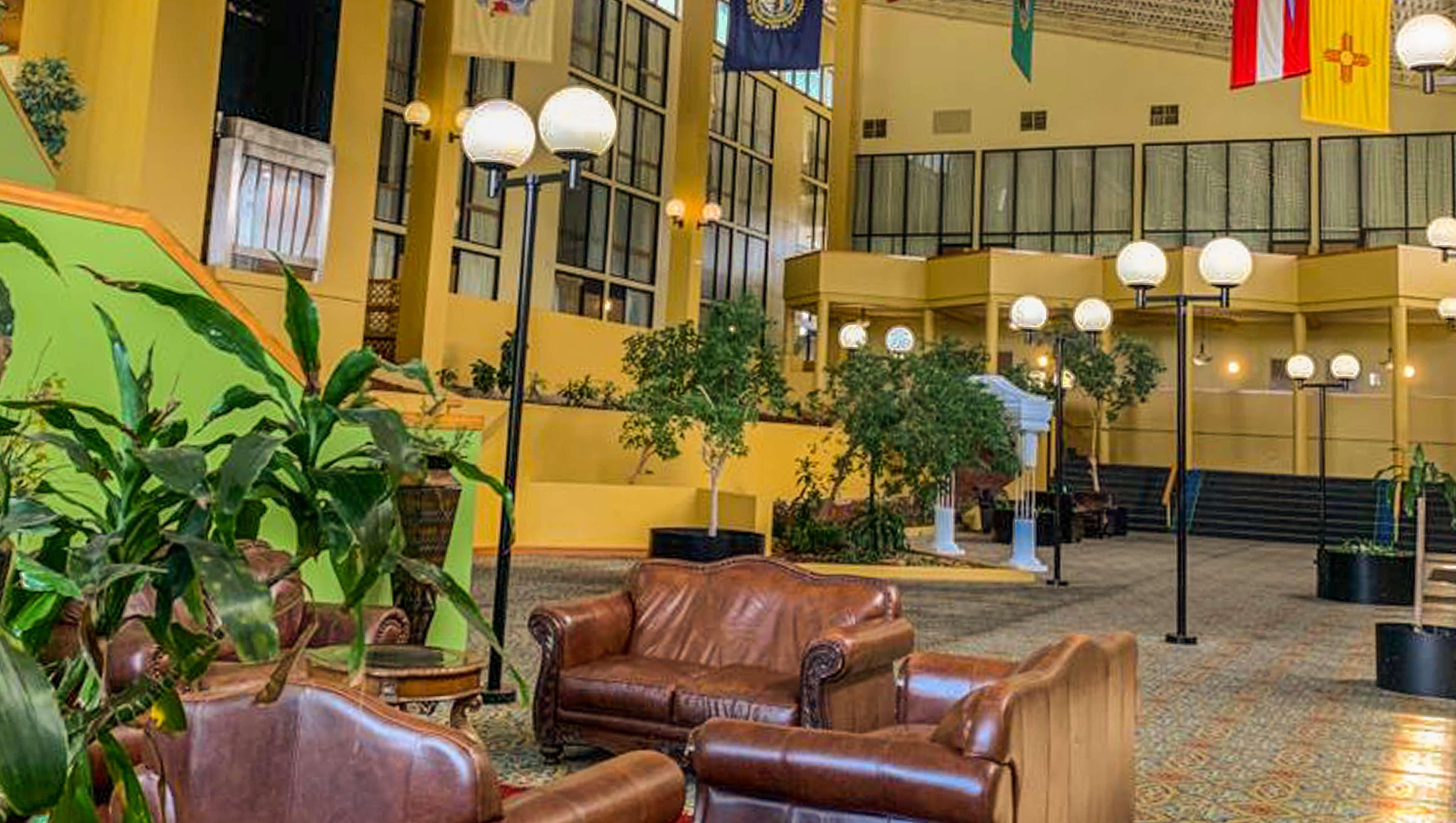 Magnuson Grand Desoto Hotel Kültér fotó
