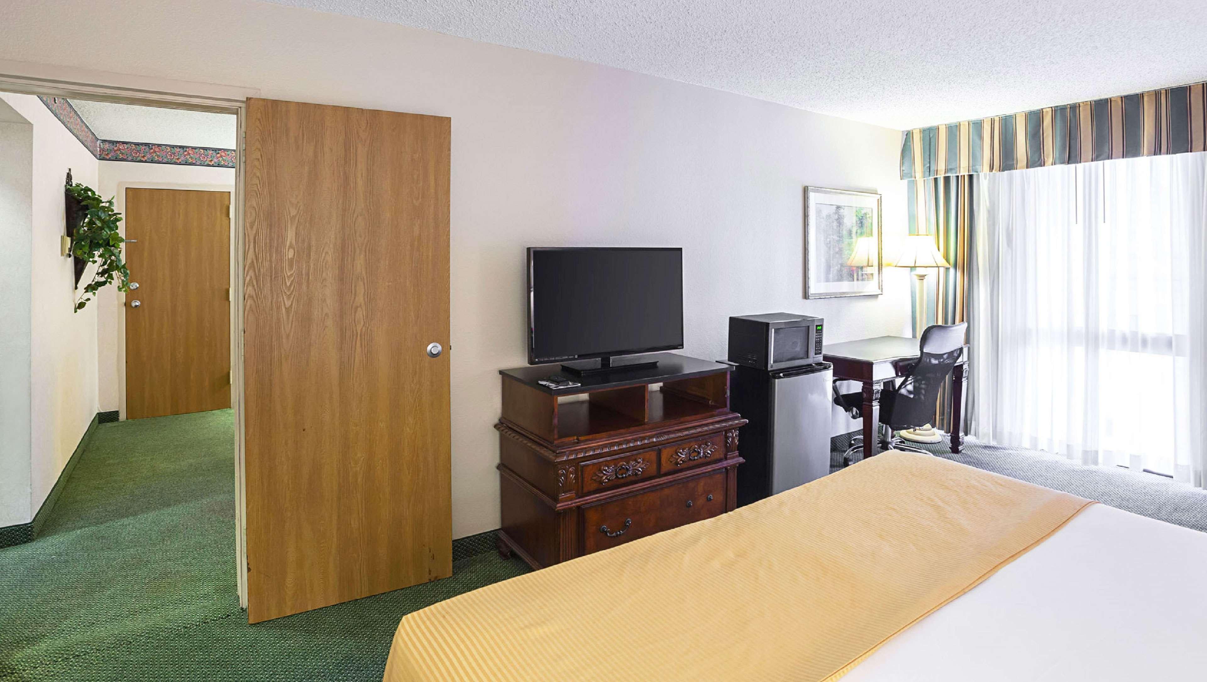 Magnuson Grand Desoto Hotel Kültér fotó