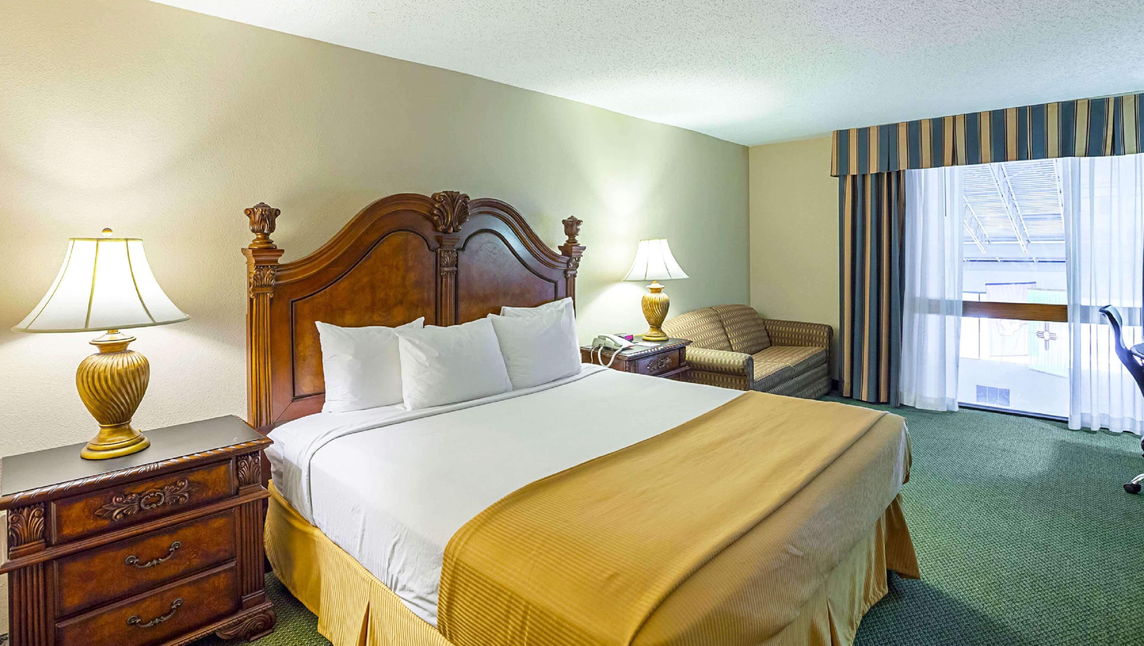 Magnuson Grand Desoto Hotel Kültér fotó