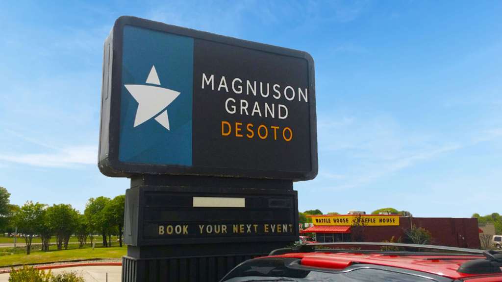 Magnuson Grand Desoto Hotel Kültér fotó